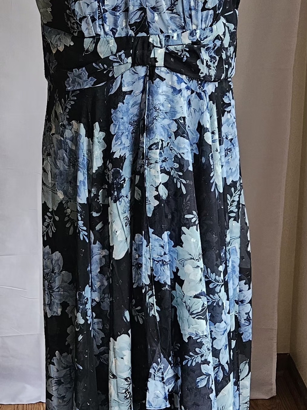 NWOT R&M Richards Floral Maxi Dress Size 16 Blue Metallic Halter Neck - Picture 2 of 16